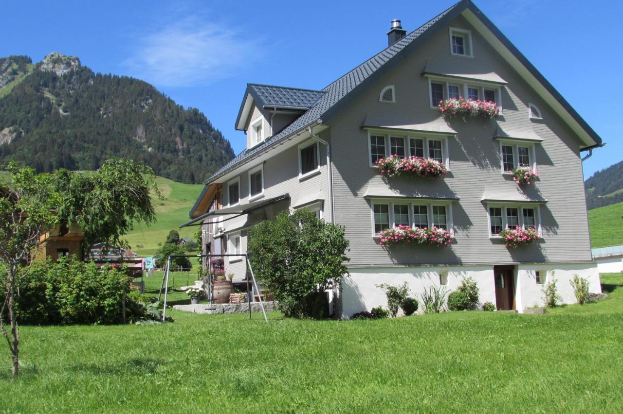 Wies Apartment
